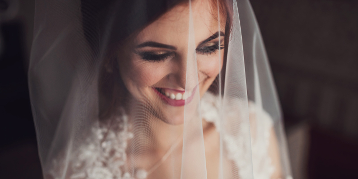 Házení kytice, závoj nebo únos nevěsty. Znáte původ svatebních tradic?